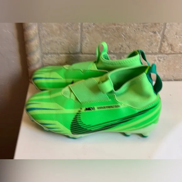 Nike MDs Air Zoom Lime Green Kids Soccer Cleats Sports - Picture 3 of 7